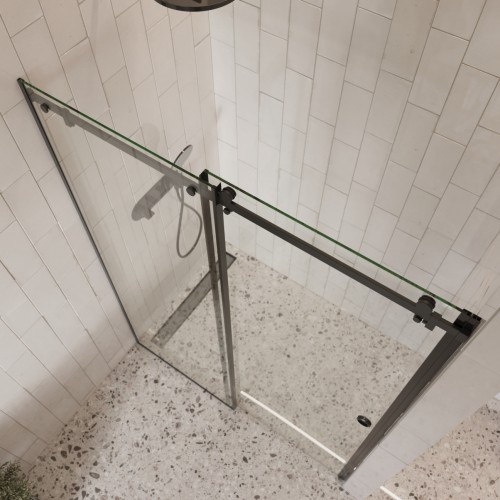 Душевое ограждение в нишу раздвижное  BEN_501_BL_C_1950x1200